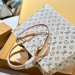 Louis Vuitton Onthego MM Multicolor Beige 35Cm M24708 - Image 4