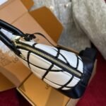 Louis Vuitton Alma BB Black 25Cm M23761 - Image 4