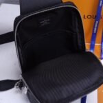 Louis Vuitton Avenue Sling Bag Taiga Black 31Cm LV M30443 - Image 6