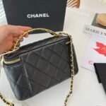 Chanel Small Vanity Case SS22 Black 17Cm - Image 7