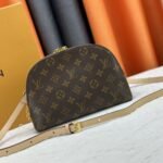 Louis Vuitton Be Alma Monogram Canvas Beige Tag 22Cm - Image 3