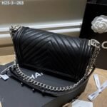 Chanel Boy Caviar Chevron Quilted Flap Bag Black 25Cm - Image 6
