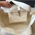 Saint Laurent Le 5 À 7 Bea In Grained Leather White 50Cm 763435AADDG - Image 5