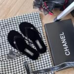 Chanel Thongs Slipper Velvet In Black G45716 B16716 94305 - Image 2