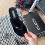 Chanel Thongs Slipper Velvet In Black G45716 B16716 94305 - Image 7
