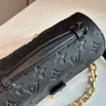 Louis Vuitton Pochette Métis East West Bag Black 21Cm M46595 - Image 7