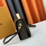 Louis Vuitton Pochette Métis Monogram Coated Canvas 25Cm M47203 - Image 3