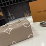 Louis Vuitton Onthego PM Monogram Empreinte Beige 25Cm M45779 - Image 5