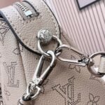 Louis Vuitton Hand It All PM Galet Gray 29Cm M24255 - Image 5