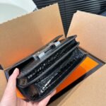Hermes Mini Constance 19 Shiny Alligator Palladium Hardware Black 19Cm - Image 5