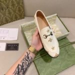Gucci Jordaan Embroidered Bee And Starleather Loafer White - Image 3